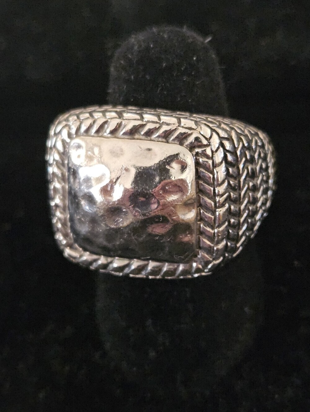 SILPADA Hammered Dome RIng Model R1646 .925 Sterling Silver Size 6
